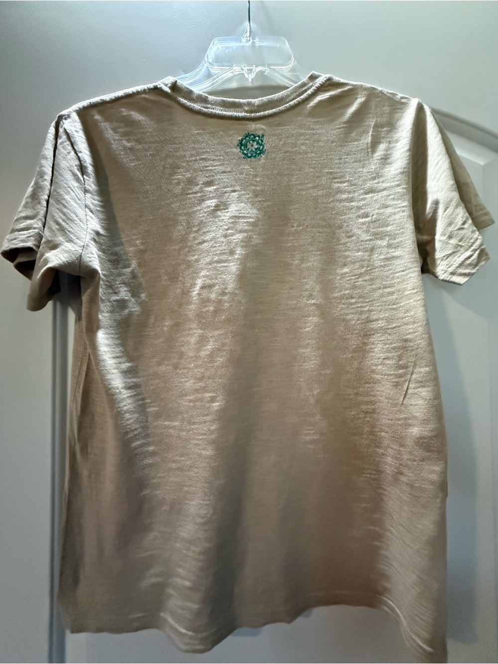 NATURAL LIFE Beige womens T-Shirt with Pink & Green Floral 'Live Hippie' Graphic - Picture 2 of 5